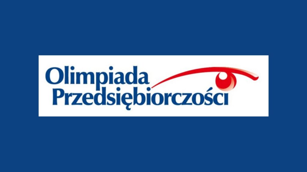 Logo „Olimpiada Przedsiębiorczości” – niebieski napis na białym tle, z czerwonym, łukowatym symbolem przypominającym dynamiczny ruch nad tekstem; całość umieszczona na granatowym tle.